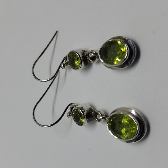 Sterling Silver and Genuine peridot dangle earrings August birthstone - Picture 4 of 5